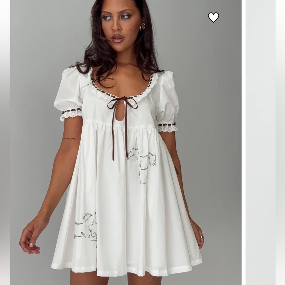 Cloudy Babydoll Contrast Trim Mini Dress White With Horse Embroidery